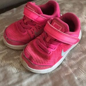 Nike shoes toddler size 6
